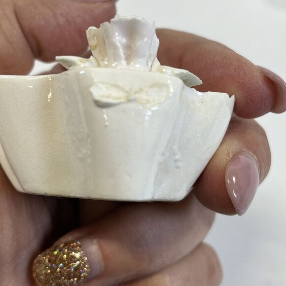 Set of 4 VINTAGE PORCELAIN SALT CELLAR SHELL SHAPED W/ROSES BY ARDALT ~ JAPAN - Picture 8 of 12